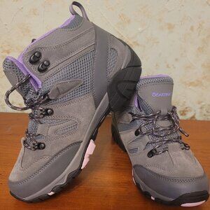 BEARPAW Women Corsica Waterproof Hiking Boots in size 11